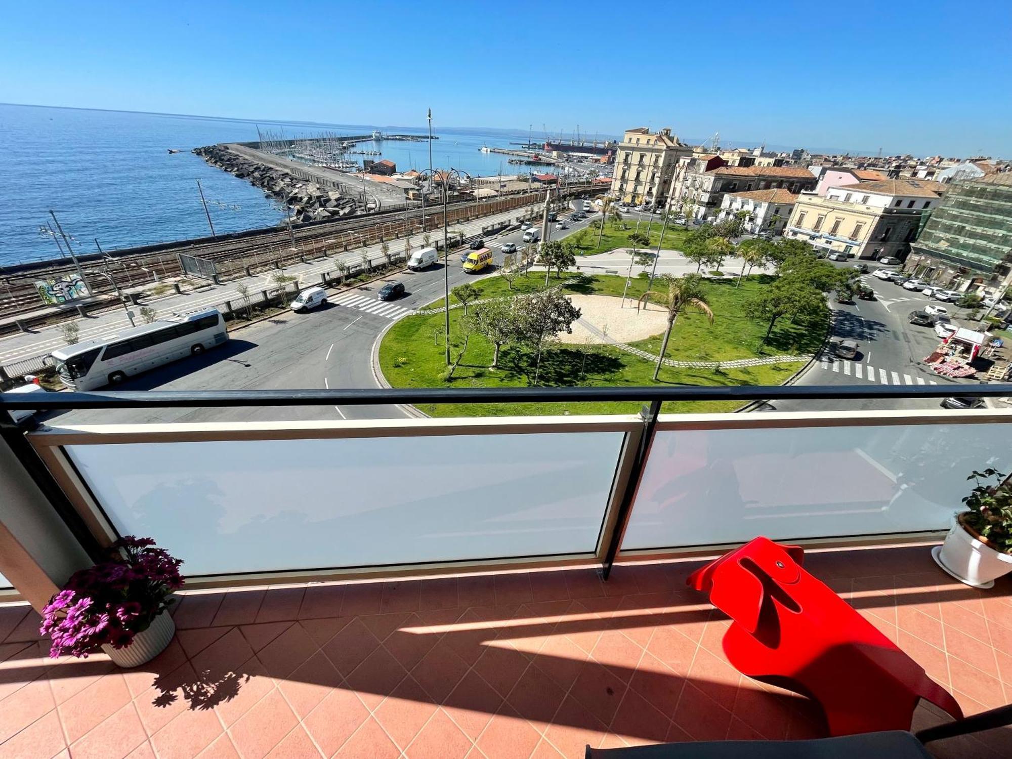 Martiri Home Aeroporto di Catania Fontana Rossa Esterno foto