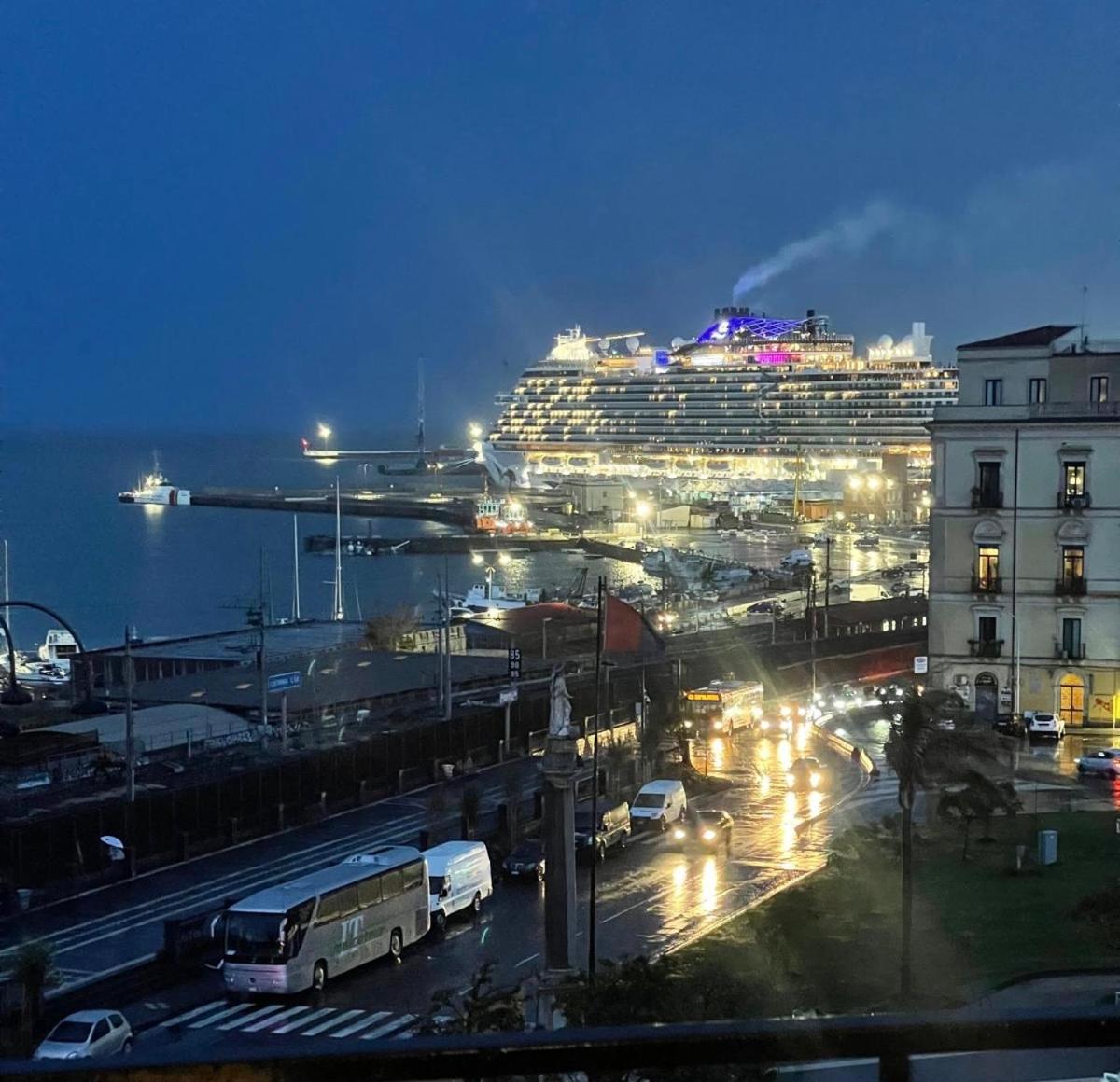 Martiri Home Aeroporto di Catania Fontana Rossa Esterno foto